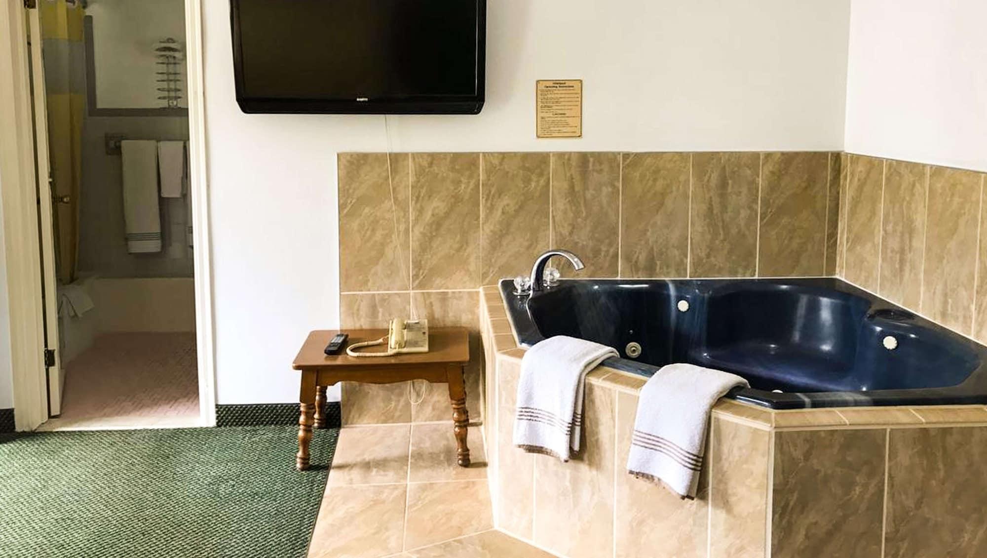 Relax Inn Алтуна Екстериор снимка