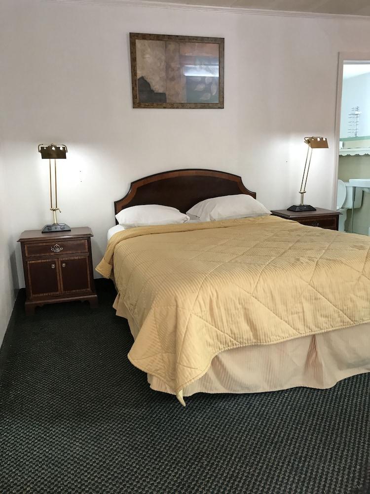 Relax Inn Алтуна Екстериор снимка